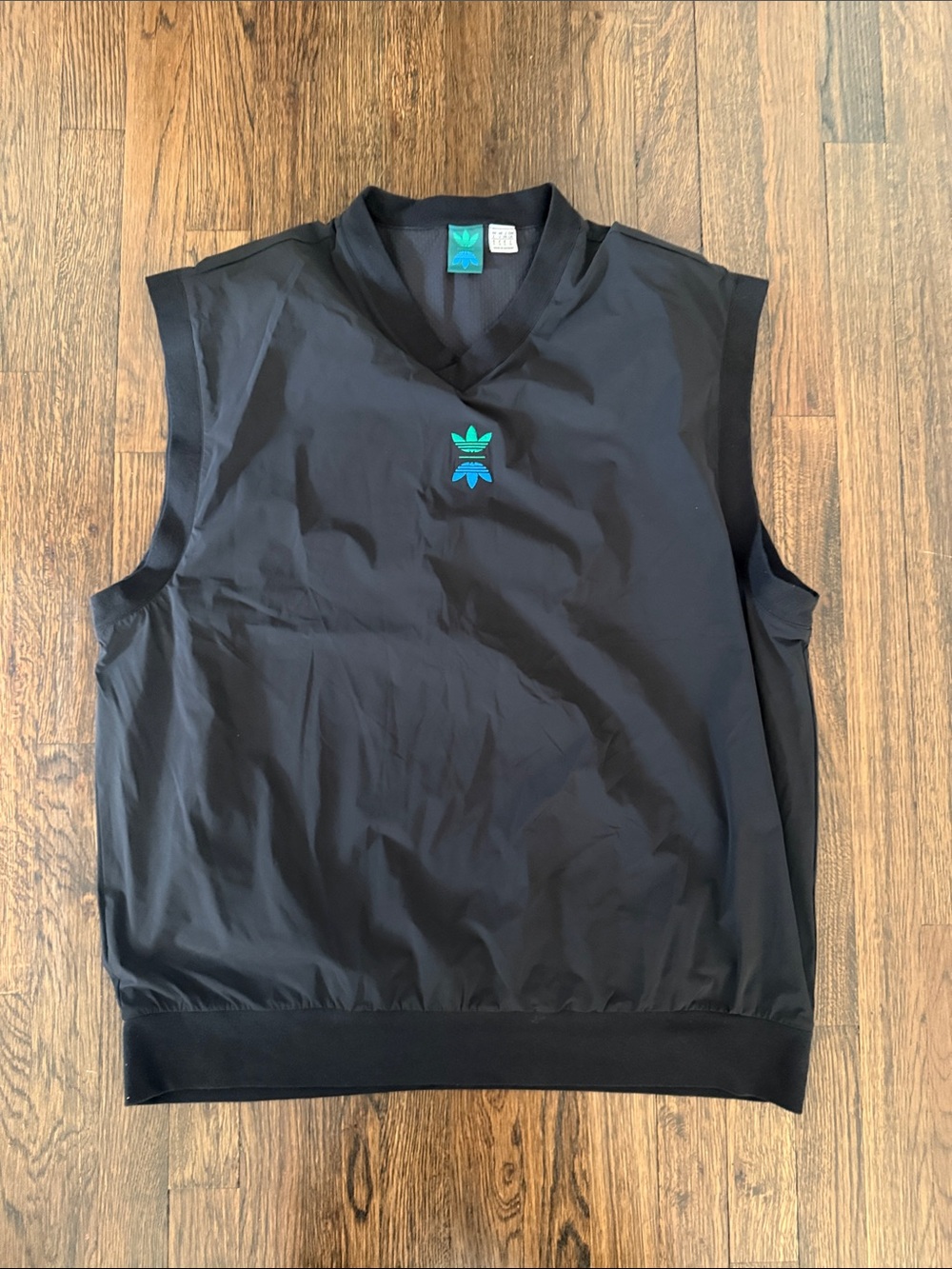 Worn once Adidas Golf vest size XL